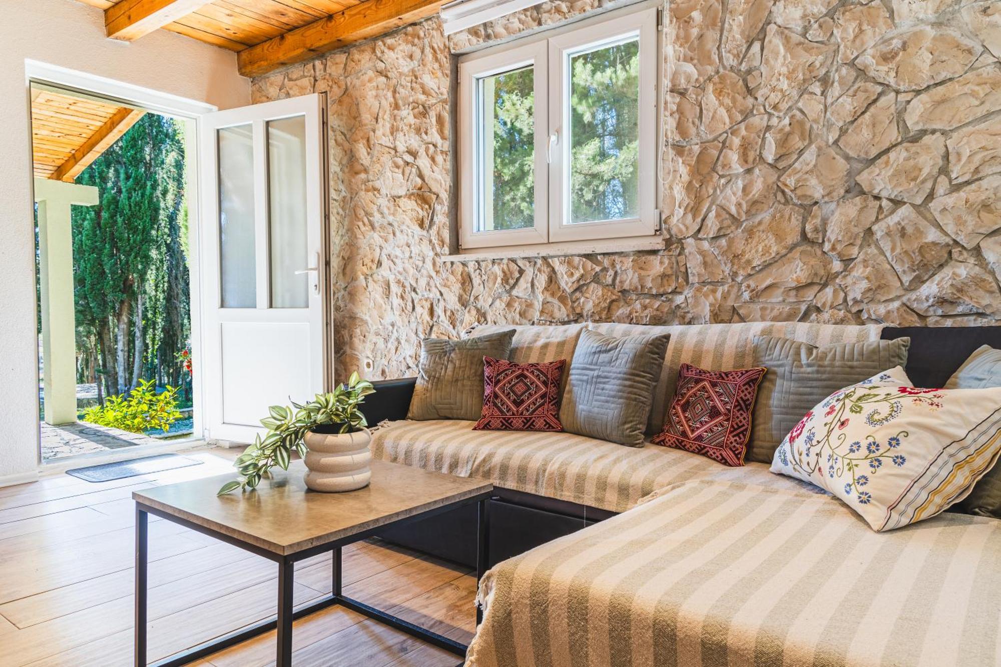 Country House Uros In Nature With Pool Lovorno Exterior foto